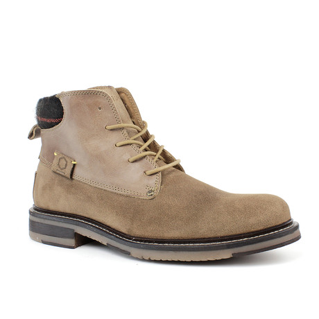 Force Boot // Sand (US: 10)