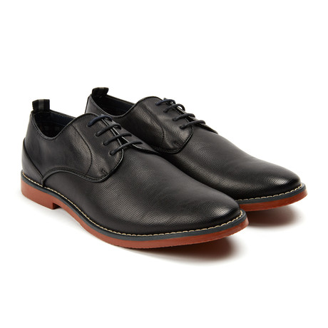 Textured Upper Lace-Up Derby // Black (US: 6.5)