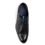 Contrast Lace-Up Derby // Black (US: 6.5)