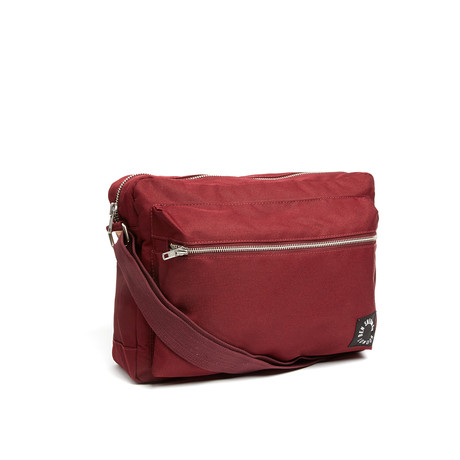 Flight Bag // Deep Burgundy