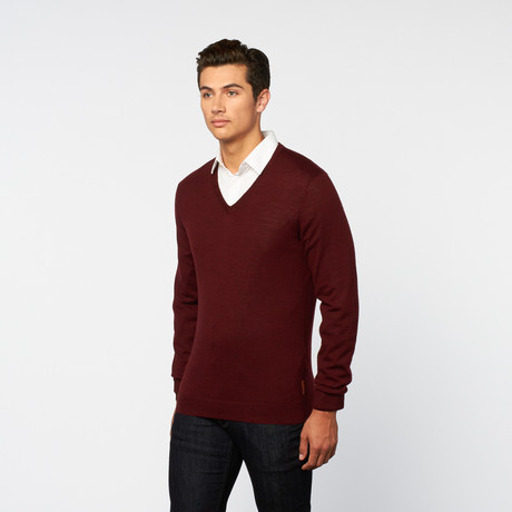 Merino V Neck Sweater // Aged Bordeau (S)