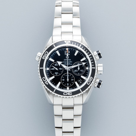 Omega Seamaster Planet Ocean // 222.30.38.50.01.001 // Store Display