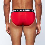 Wide Ranger Brief // Still Red (S(31.5"-33.5"))