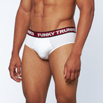 Wide Ranger Brief // Still White (L(35.5"-37.5"))