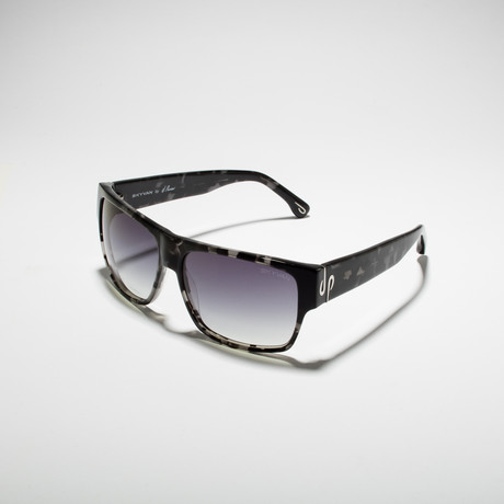 Vanguard // Black Tortoise Frame + Smoke Lens