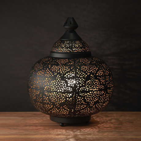 Oriental Pierced Table Lamp (Small)