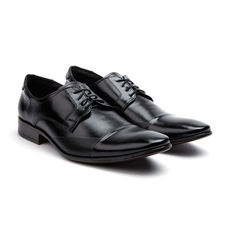 Cap-Toe Embossed Derby // Black (Euro: 40)