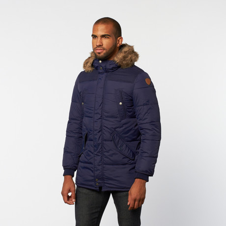 Timeout // Quilted Fur Trimmed Coat // Navy (M)