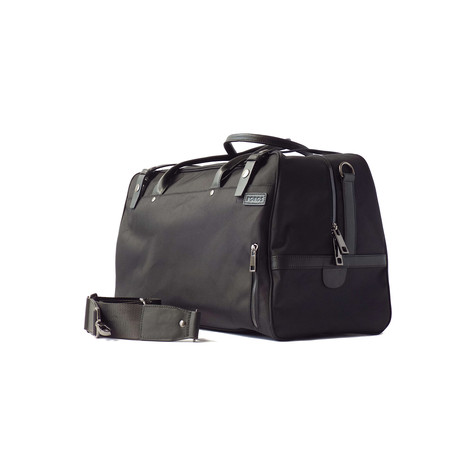 Poros Charging Weekender Bag (Apple Lightning)