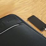 Poros Charging Briefcase // Cedar (Apple Lightning)