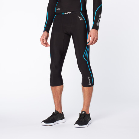 Snow Thermal Compression 3/4 Tights // Black + Blue (XS)