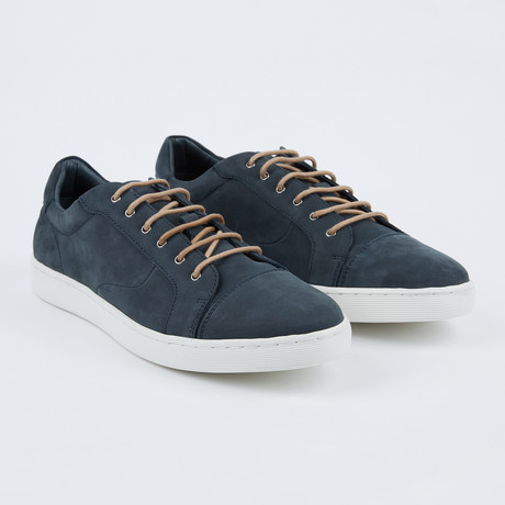 Low Top Sneaker // Navy (US: 8)