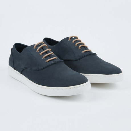 Classic Sneaker // Navy (US: 8)