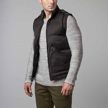 Puffer Vest // Black (S)