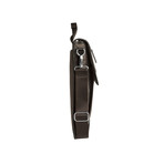 Medina Vertical Messenger