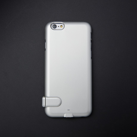 Ultra-Thin Charging Case // Silver + Tempered Glass (iPhone 6)
