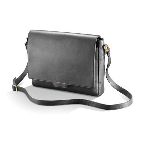 Hulme Leather Cross Body Bag // Black