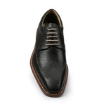 Risque Medallion Wingtip Oxford // Black (US: 8)