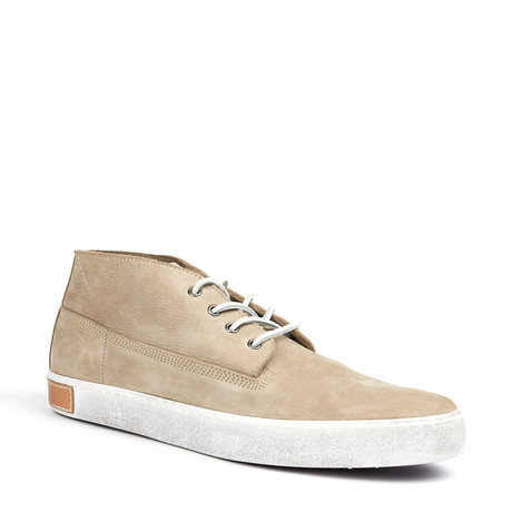 Suede Chukka // Taupe (Euro: 40)