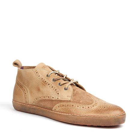 Wingtip Chukka // Taupe (Euro: 42)