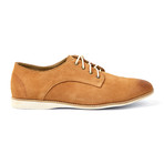 Derby // Camel Nubuck (US: 7)