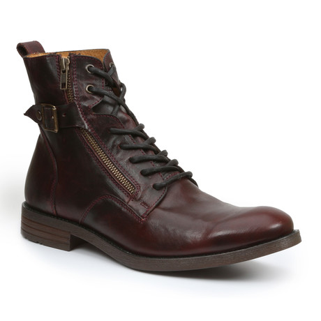 Trust Snap Boot // Burgundy (US: 7)