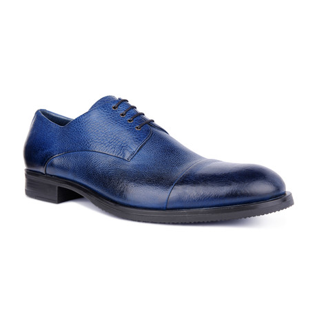 Cap-Toe Oxford // Navy Blue (Euro: 39)