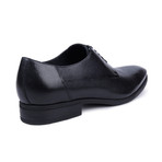 Derby // Black (Euro: 39)