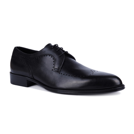 Perforated Wingtip Derby // Black (Euro: 39)