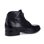 Textured + Smooth Leather Lace-Up Ankle Boot // Black (Euro: 41)