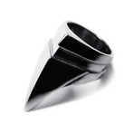 Clow Ring // Black (Size 6)