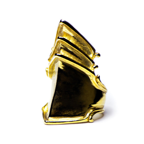 Bevor Ring // Gold (Size 6)
