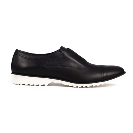 Cap-Toe Slip-On // Black + White (Euro: 40)