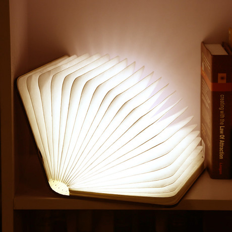 inNostyles // Folderable LED Booklet Lamp