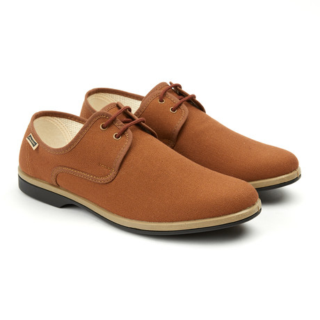 Maians // Calisto Canvas Derby // Pecan (Euro: 40)