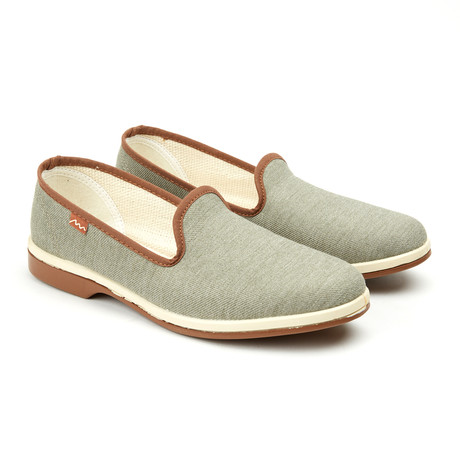 Maians // Sulpicio Canvas Slip-On // Olive (Euro: 39)