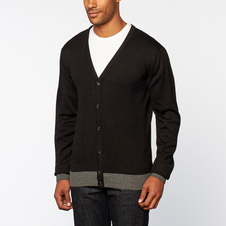 Bruce Sweater // Black (M)