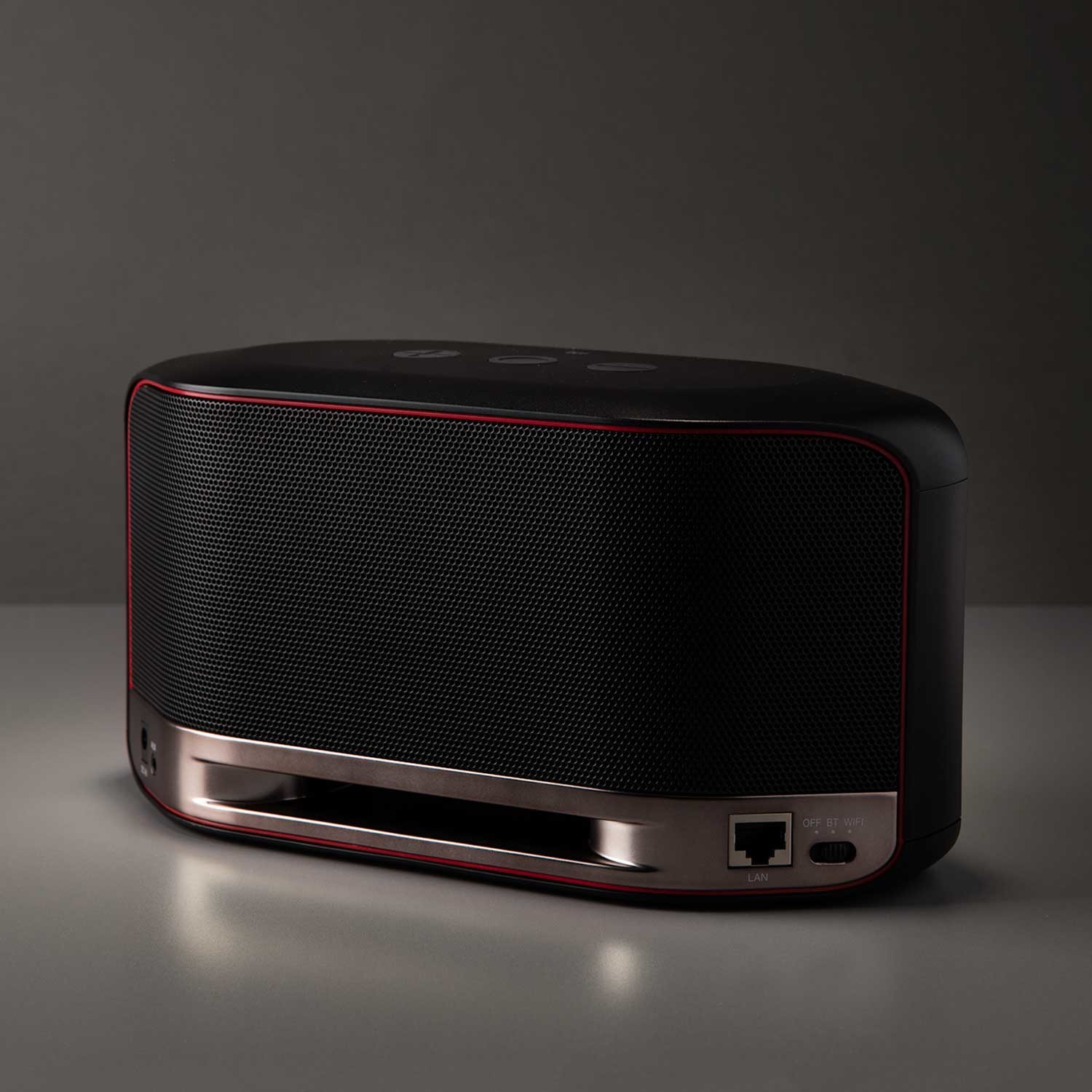 EVERYWHERE // Wi-Fi & Bluetooth Multiroom Speaker System - iuiDesign