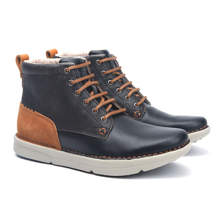 Tom Two Tone Lace-Up Boot // Black + Tan (US: 7)