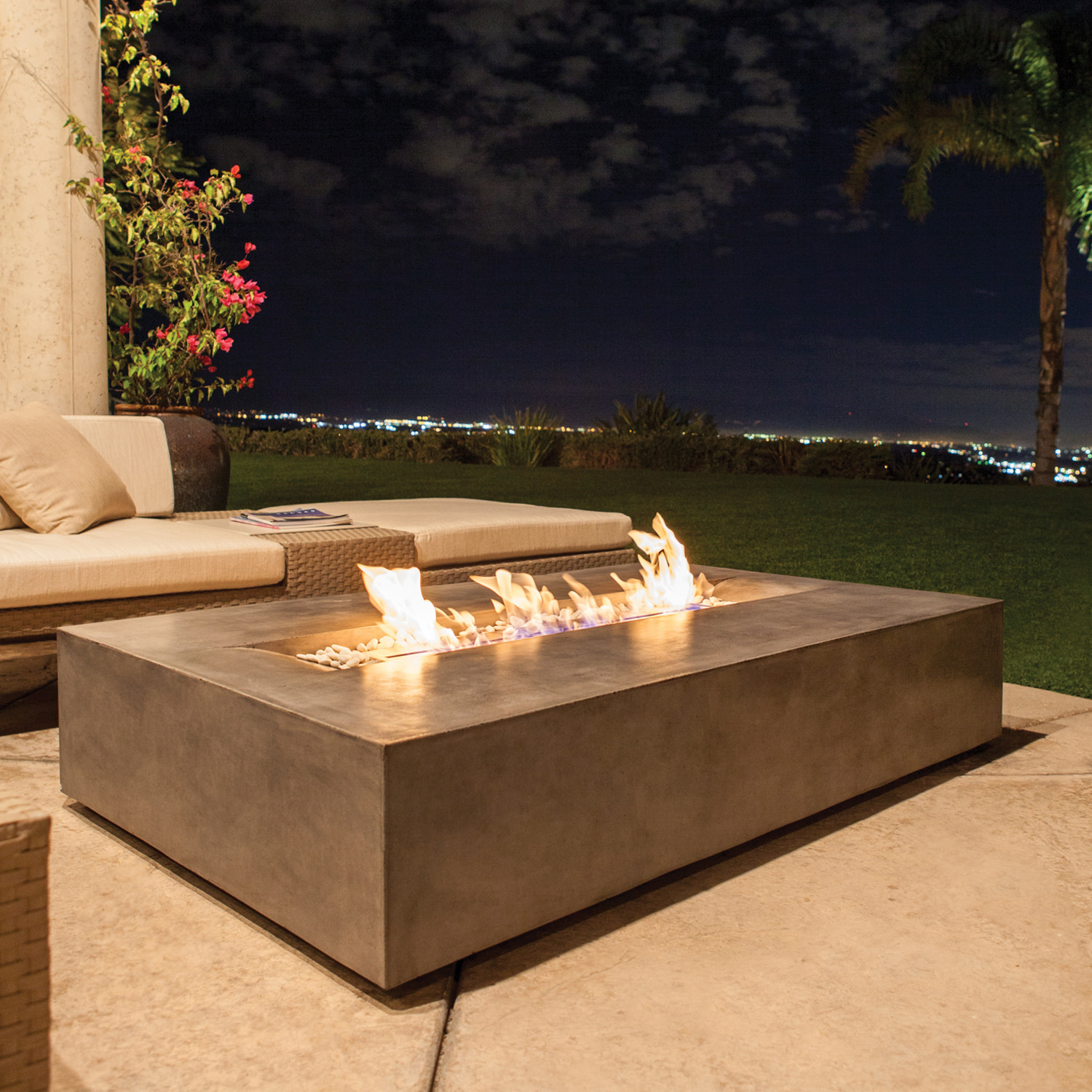 Brown Jordan Fires // Flo Fire Pit Coffee Table (Natural Gray) - Eco Smart - Touch of Modern