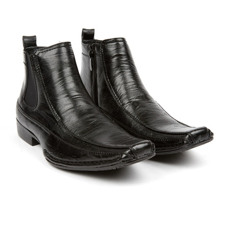 Chelsea Boot + Side Zipper // Black (US: 7)