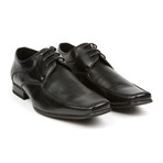 Lace-Up Oxford + Perforated Upper // Black (US: 7)