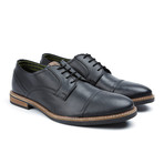Leon Captoe Oxford // Black (US: 11)