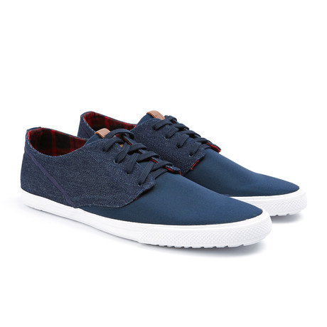 Ron Sneaker // Navy (US: 7)