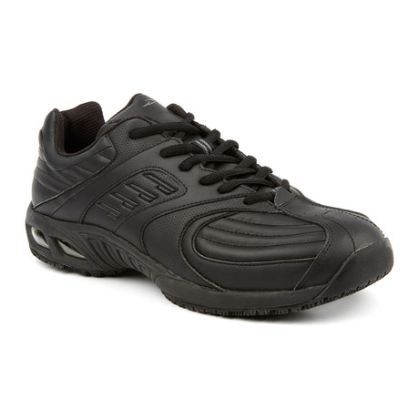 Cambridge Slip Resistant Sneaker // Black (US: 8)