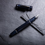 Facet Fountain Pen // Midnight Blue (Fine Tip)