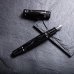 Facet Fountain Pen // Onyx (Fine Tip)