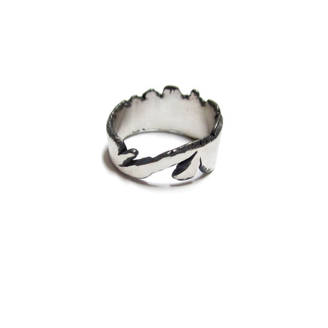 Cracked Ring // Blackened Silver // Style 2