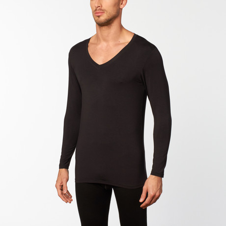Deep V-Neck Long-Sleeve Undershirt // Black (Small)