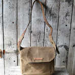 The Finch Satchel (Moss)